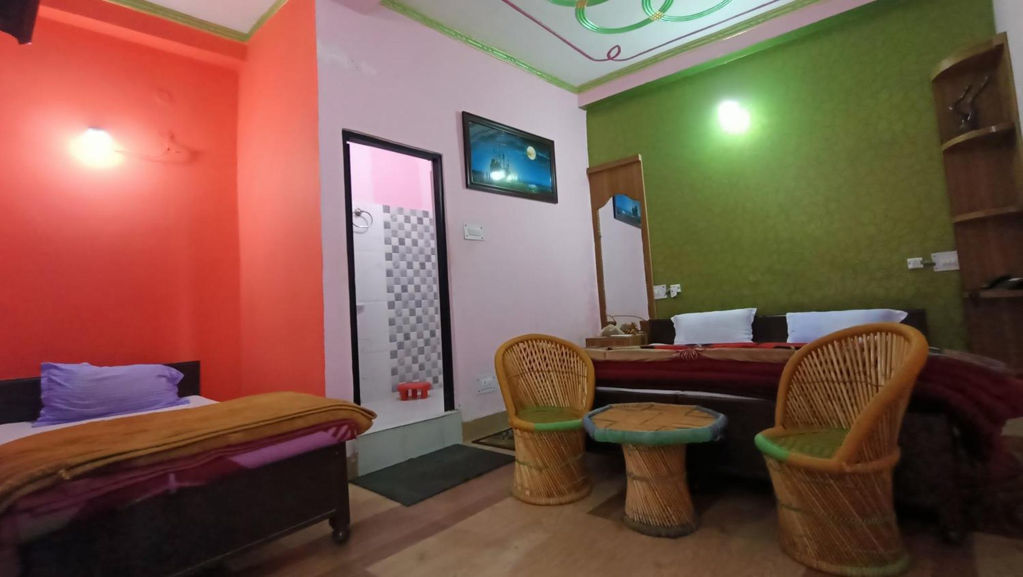 Dwarika Hotel Dwarahat Exterior photo