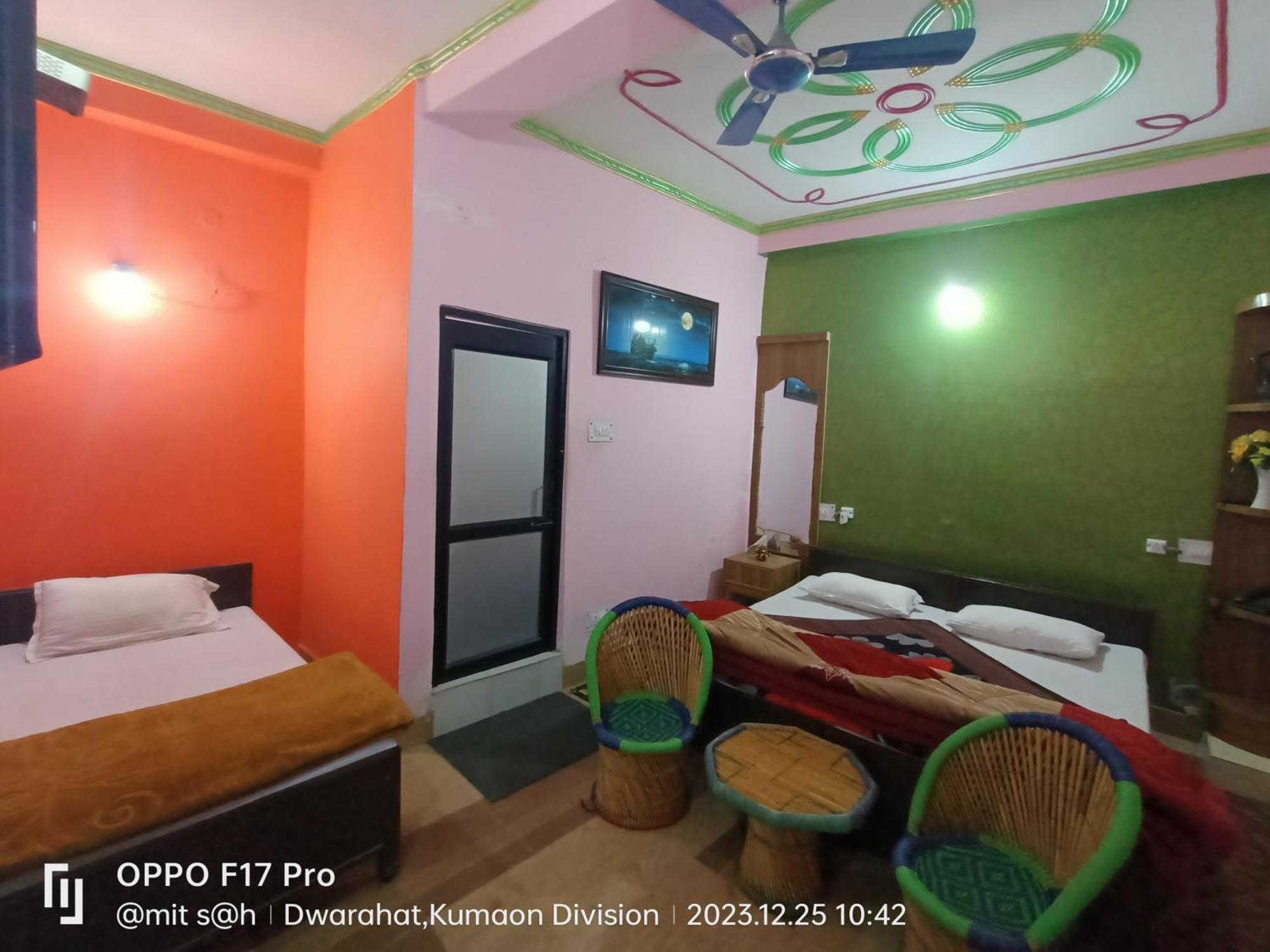 Dwarika Hotel Dwarahat Exterior photo