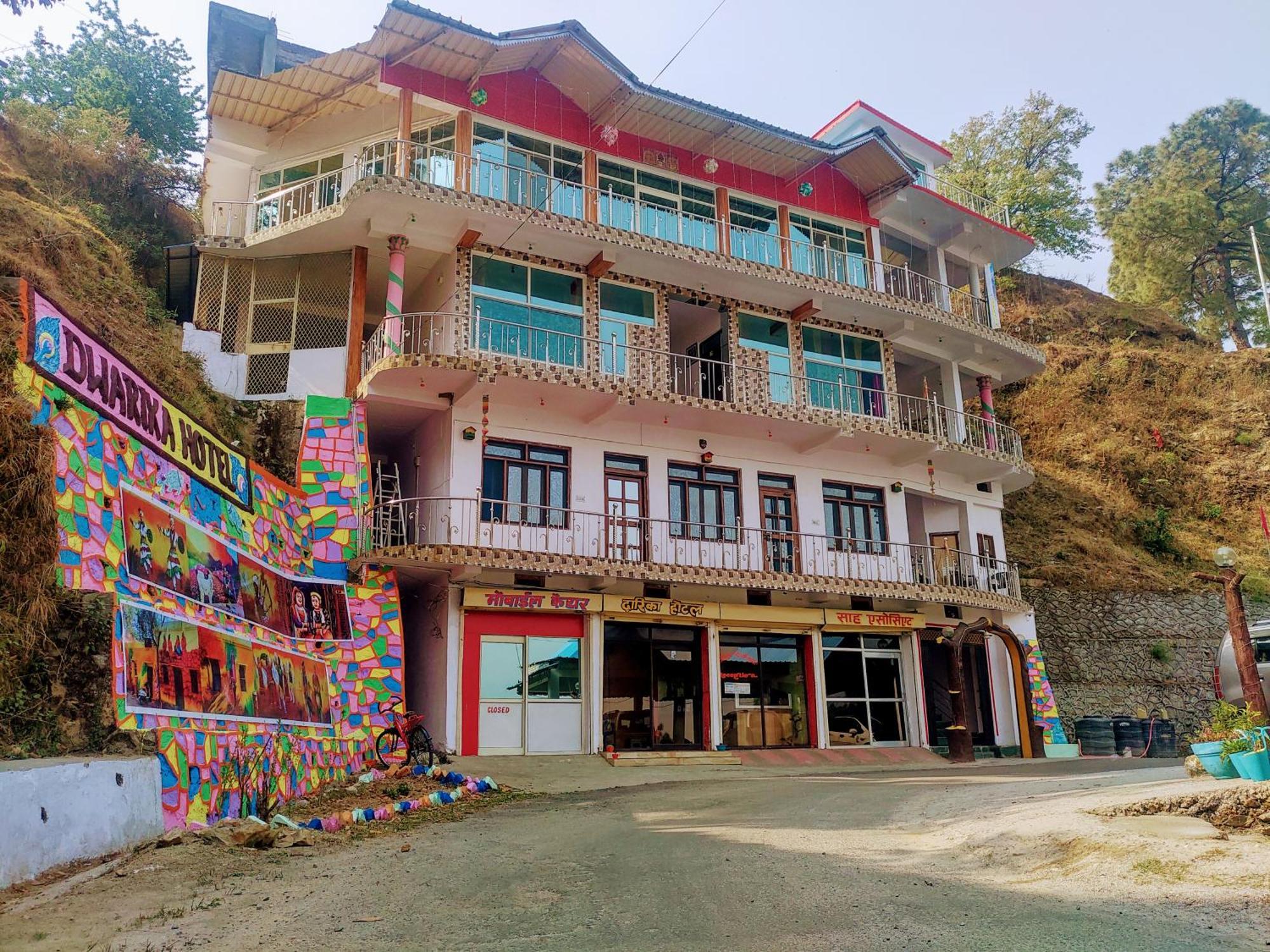 Dwarika Hotel Dwarahat Exterior photo