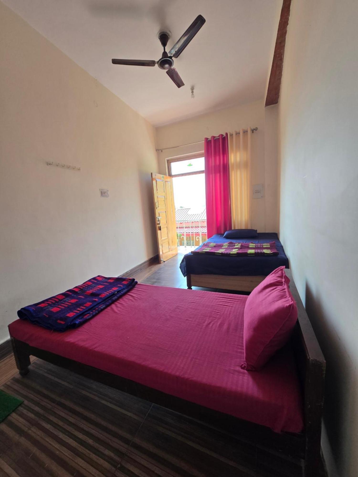 Dwarika Hotel Dwarahat Room photo